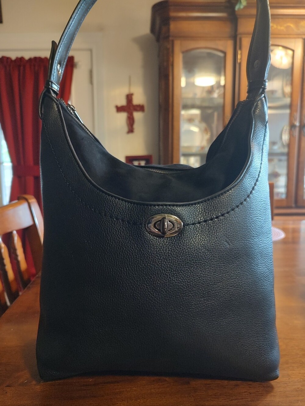 Sondra Roberts Black Leather Hobo Bag with Turn-Lock